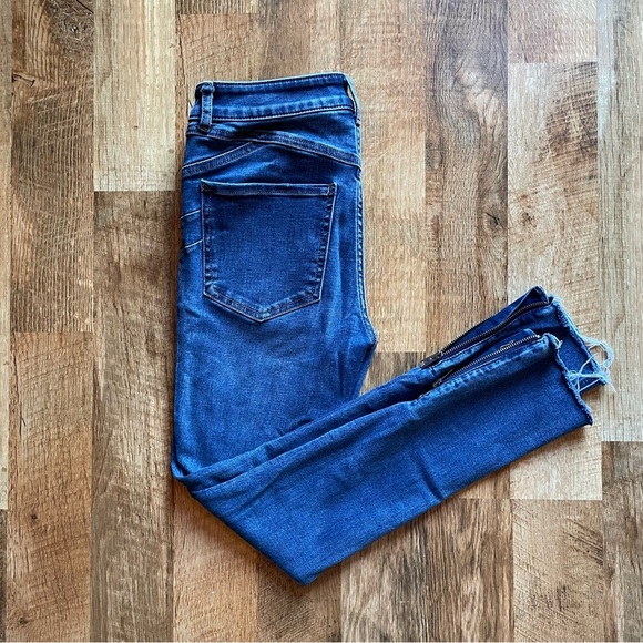 Express‎ Blue Jeans - Picture 4 of 7